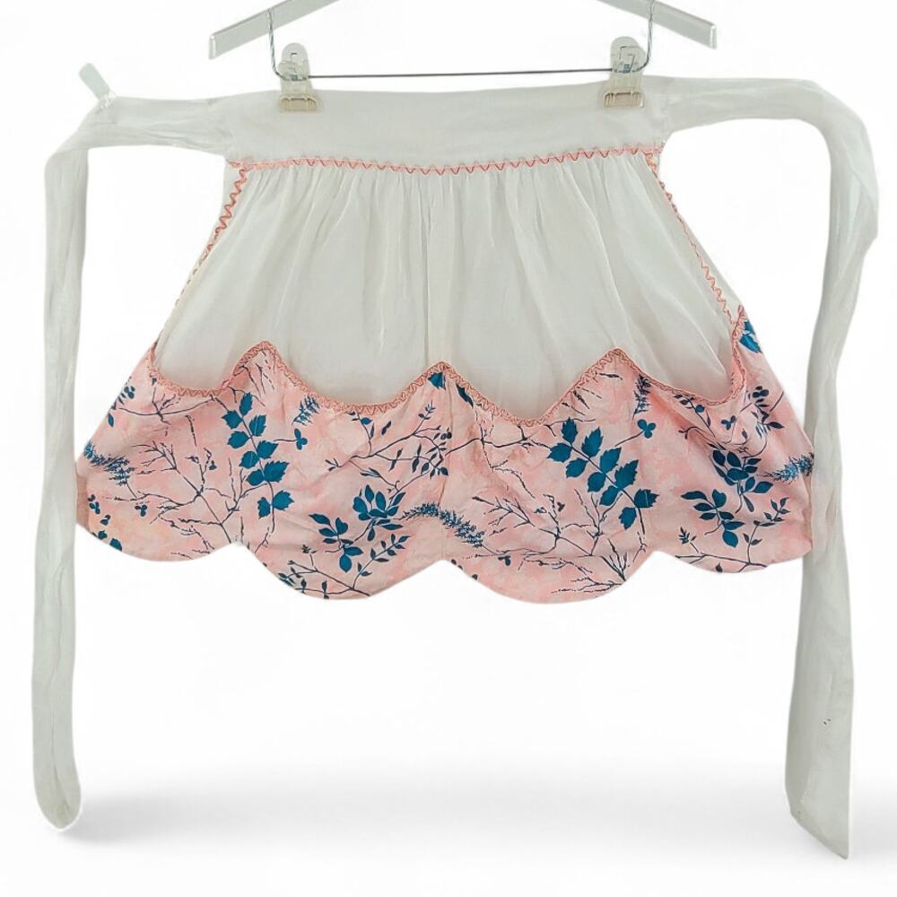 Vintage White Pink Floral Half Apron Cottage Coquette‎ Soft Girl Style